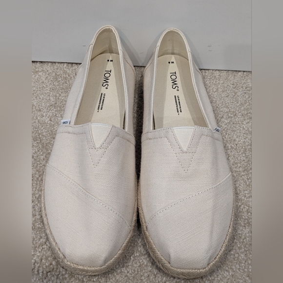 TOMS Espadrille Loafer - Picture 7 of 12